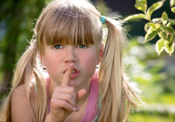 Guzki głosowe u dzieci – czy to niebezpieczne?